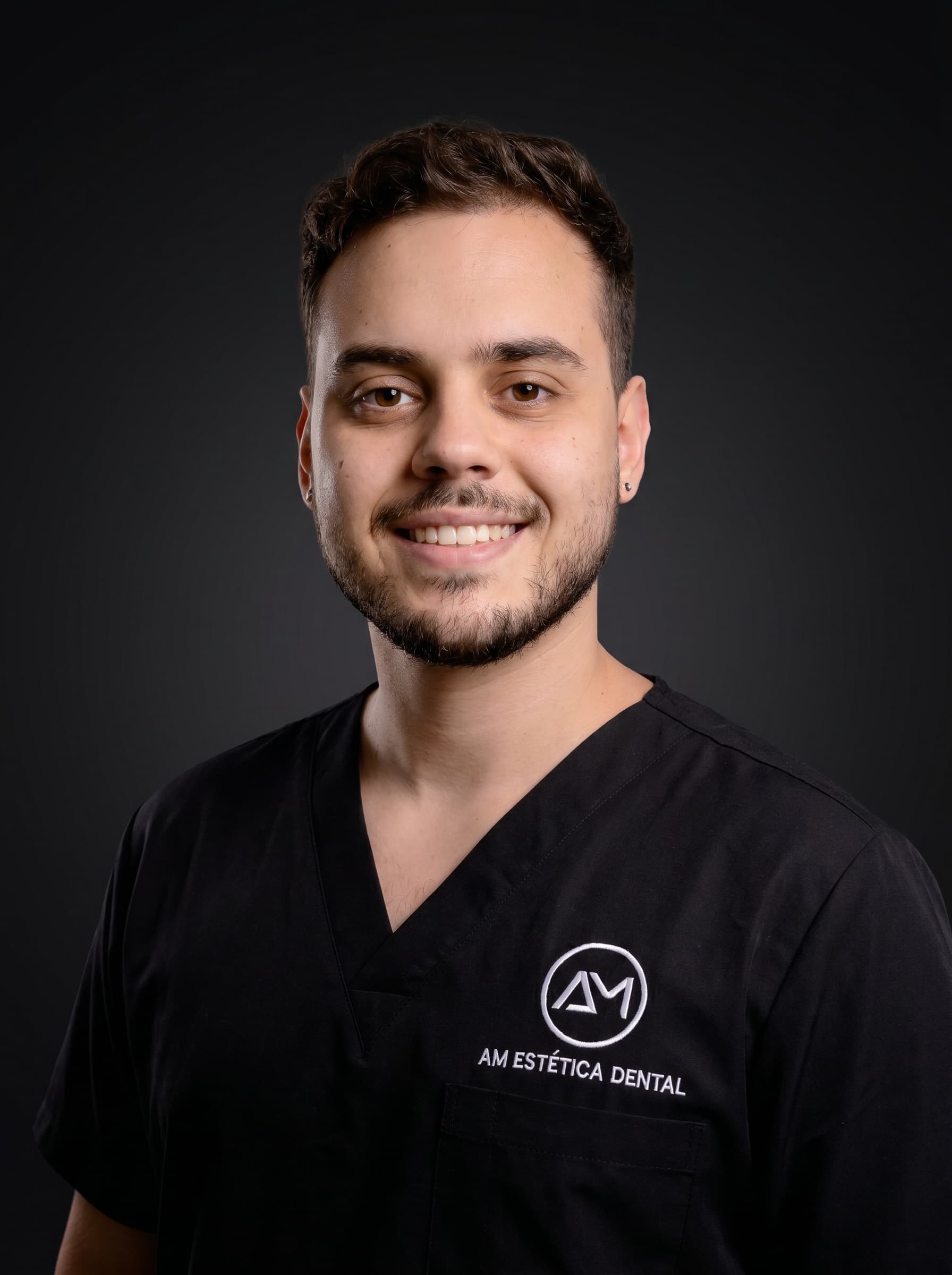 Julian Batista, laboratorio dental y diseno 3D dental en AM Estetica Dental Puerto Madero
