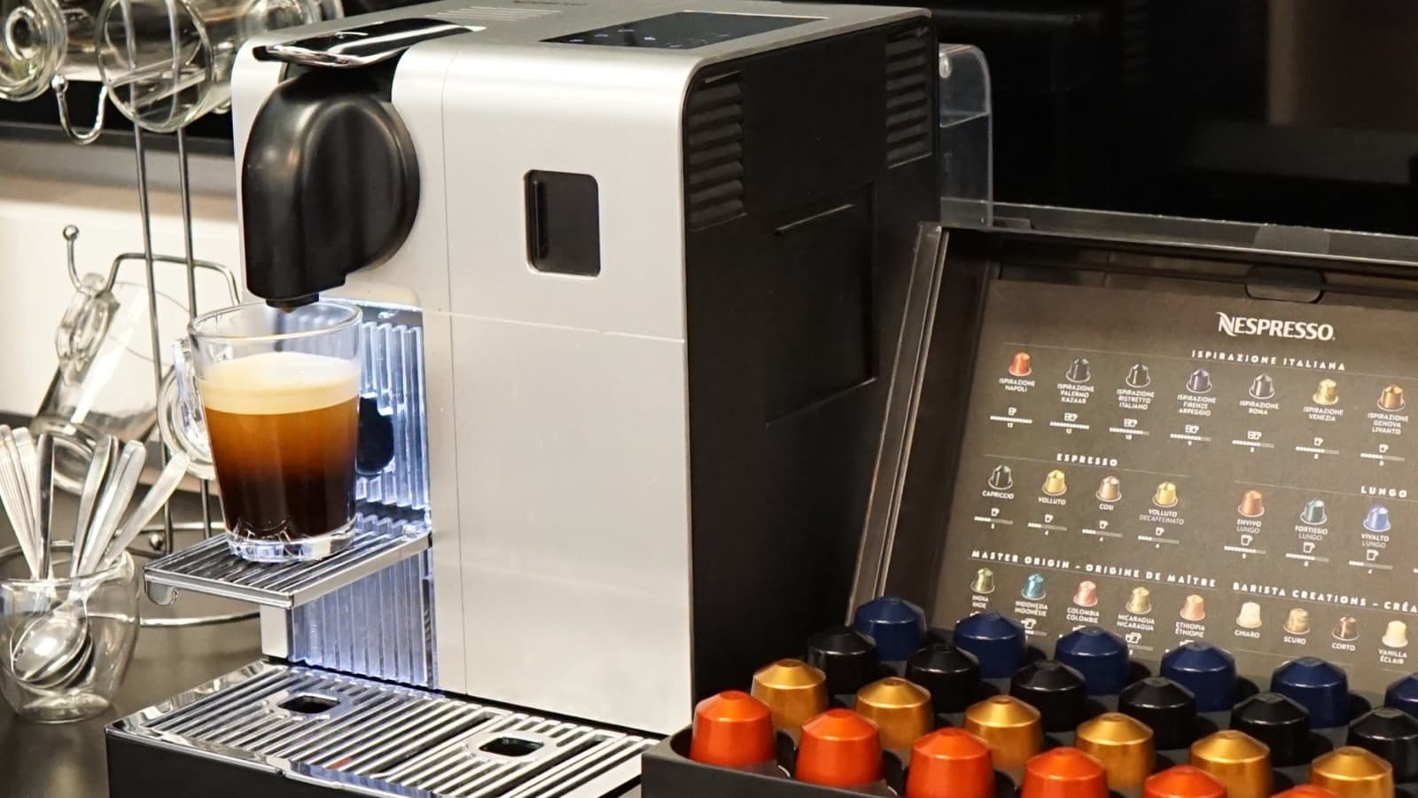 Sala de tratamiento AM Estética Dental — equipamiento de última generación